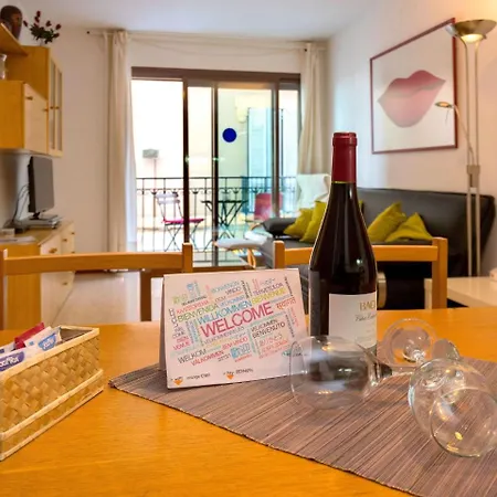 Primer De Maig By Interhome Apartament *