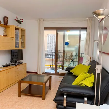 Primer De Maig By Interhome Sitges