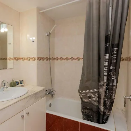 Primer De Maig By Interhome Apartamento Sitges